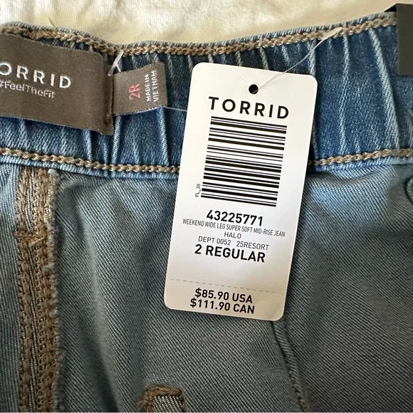 NWT Weekend Mid-Rise Wide Leg Jean - Picture 6 of 7